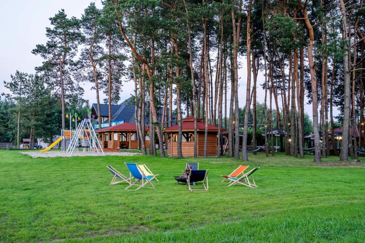 Apartamenty Wakacyjna Wioska Ngo 20M Od Suntago Mszczonow Ngoại thất bức ảnh