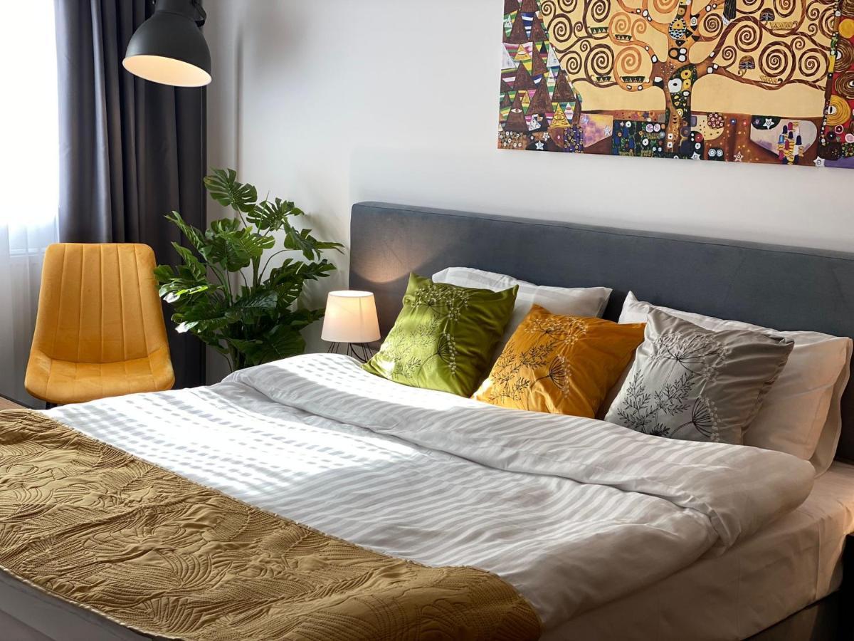 Apartamenty Wakacyjna Wioska Ngo 20M Od Suntago Mszczonow Ngoại thất bức ảnh