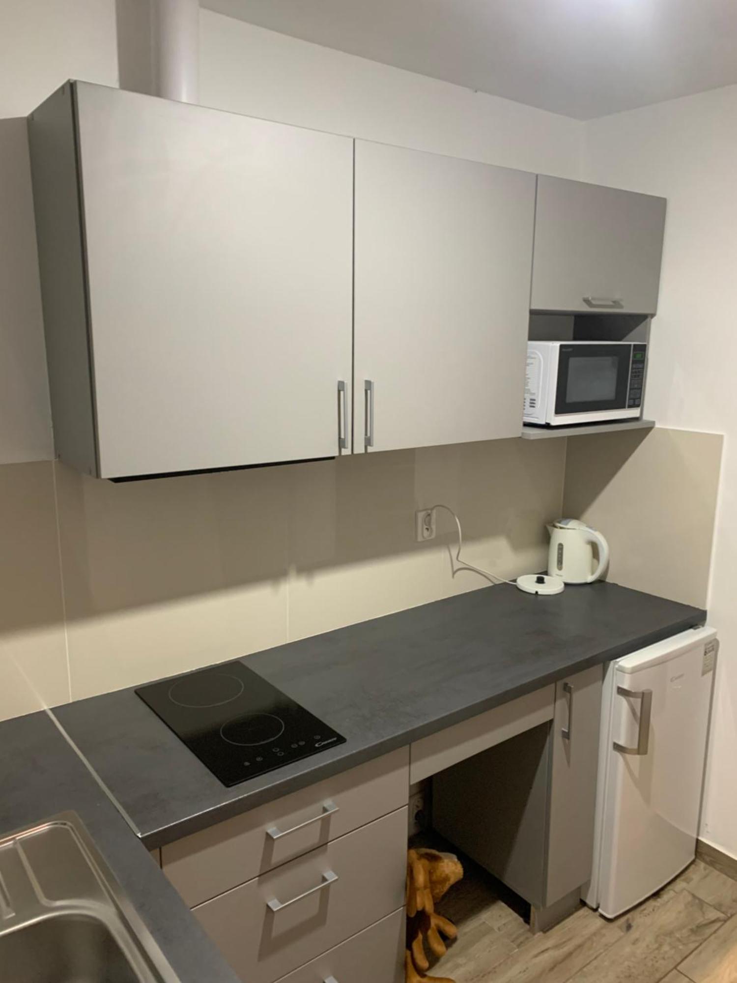 Apartamenty Wakacyjna Wioska Ngo 20M Od Suntago Mszczonow Ngoại thất bức ảnh